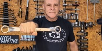 Mude de profissão em um ano com o curso de Mecânica de Automóveis da Escola Automotiva de Piracicaba