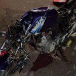 Jovem motociclista morre após bater violentamente contra poste em Piracicaba