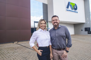 2 – Cris e André Institucional