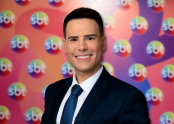 Após publicar ‘fake news’, Record humilha ex-funcionário lembrando-o que voltou à TV em horário local e fazendo o SBT perder para a Band