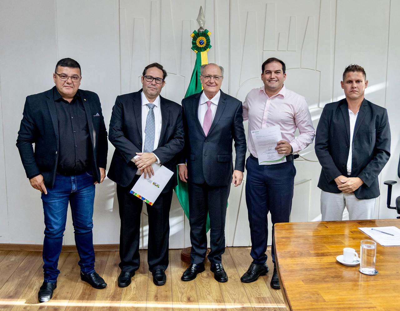 Presidente em exercício do Brasil recebe Rocca e comitiva para tratar de investimentos em Charqueada, na Região Metropolitana de Piracicaba