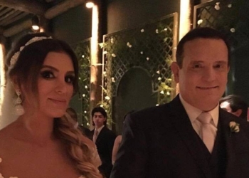 Filha de piracicabano: quem é Gaby Cabrini, que tentou cortar assédio contra apresentadora CLT do SBT premiada que pediu demissão de programa premiado