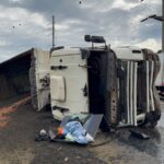 Motorista de caminhão passa mal ao volante e invade pista contrária em rodovia de Piracicaba