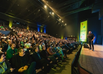 Com o tema Liderança que transforma, o 19ª Congresso Empresarial da Acipi reuniu cerca de 600 participantes no Teatro Losso Netto