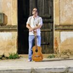 Cantor de indie/folk da região lança segundo single com show especial em Piracicaba