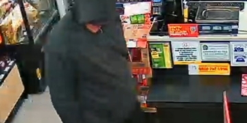 Assalto a padaria termina com prisão e apreensão de arma, dinheiro e produtos em Piracicaba