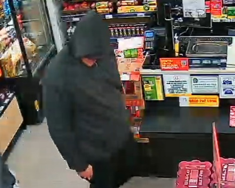 Assalto a padaria termina com prisão e apreensão de arma, dinheiro e produtos em Piracicaba