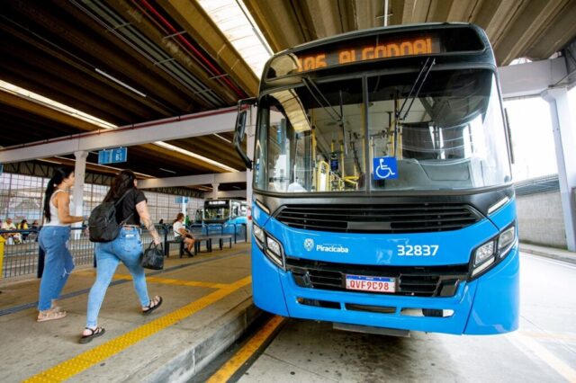 A-Linha-430-do-transporte-coletivo-tera-seus-horarios-ajustados-a-partir-de-sabado-1024×682