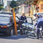 Acidente com dois carros e crianças a bordo deixa mulher em estado de choque em Piracicaba