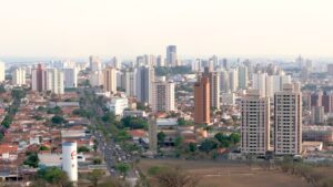 Cidade-subiu-13-posicoes-e-alcancou-a-17a-colocacao-no-ranking-nacional-e-a-10a-no-estadual-1-1024×576