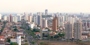 Piracicaba sobe 13 posições, alcança a 17ª colocação no ranking nacional e a 10ª no estadual em avanços significativos