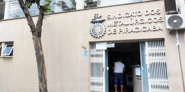 Metalúrgicos iniciam Campanha Salarial 2025 com assembleias nas portas das empresas