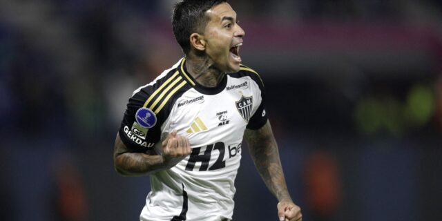 2025-10-22t022847z_1760711698_up1elam06vwmm_rtrmadp_3_soccer-sudamericana-idl-aml