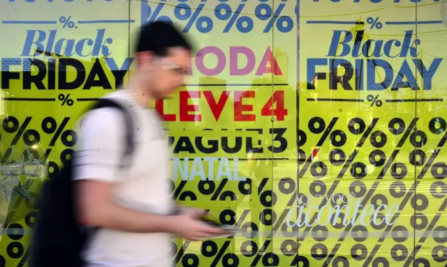 986993-aaa__abr2214-001