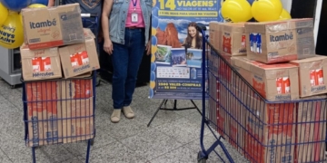 Doações de leite foram feitas por clientes dos supermercados Delta durante a campanha de aniver...