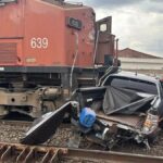 Morre homem que dirigia caminhonete atingida por trem