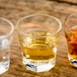 Restaurante tira bebidas destiladas do cardápio por precaução em Piracicaba