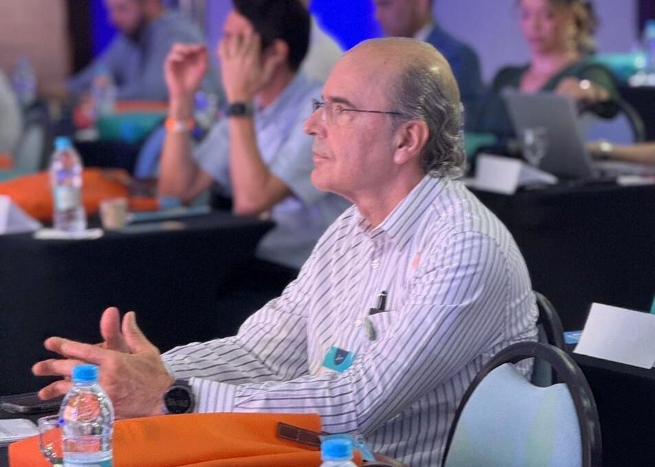 Frias Neto marca presença em encontro nacional da ABMI em Maceió