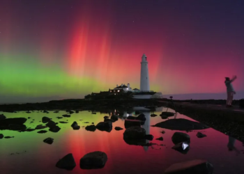 Aurora Boreal incendeia céus dos EUA com cores vibrantes