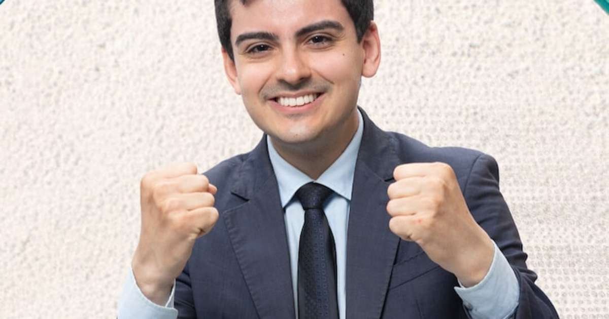 Dudu Camargo é o campeão de A Fazenda 17 e vence com votação histórica