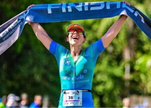 Rafaela-Aragon-completa-prova-do-Tri-Sprint