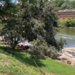 Homem despenca de barranco e cai no Rio Piracicaba