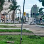 Prefeitura de Piracicaba realiza limpeza e manutenção da área verde do Terminal Central