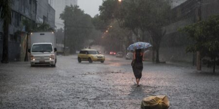 Defesa Civil emite alerta severo para chuva forte em São Paulo