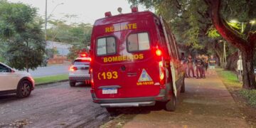 Mãe e filho são resgatados pela GCM após queda de jets-ki no Rio Piracicaba