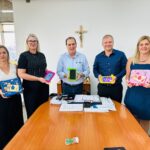 Secretaria de Educação recebe 100 tablets da Receita Federal
