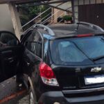 Condutora que bateu o carro em estabelecimento havia furtado veículo de rapaz que conheceu na noite em Piracicaba