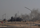 02mar26-fumaca-de-suposto-ataque-iraniano-na-area-onde-esta-localizada-a-embaixada-dos-eua-na-cidade-do-kuwait-capital-do-kuwait-1772494406381_v2_142x100