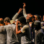 Espetáculo sobre o poeta Solano Trindade chega ao Teatro SESI Piracicaba com entrada gratuita