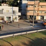 Motociclista morre ao bater em poste no mesmo local onde mulher morreu um dia antes