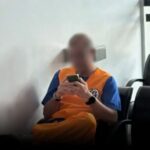 Homem bêbado e fantasiado de Goku é preso após acidente envolvendo três veículos