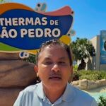 Cantor Manoel Gomes, do hit ” Caneta Azul”, visita Thermas de São Pedro