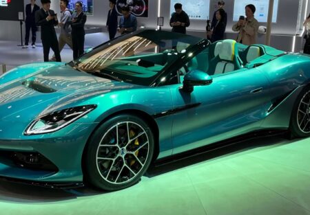 Denza Z: O supercarro da BYD que acelera mais rápido que Ferrari