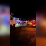 Ônibus com fiéis bate em carreta na BR-050 em MG e duas pessoas morrem