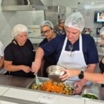 Cursos da Cozinha Experimental de Piracicaba ensinam reaproveitamento de alimentos e geração de renda