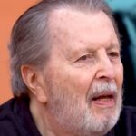 Walter Salles anuncia série sobre Sócrates em primeiro projeto pós-Oscar