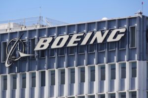 Boeing avalia elevar produção do 737 a 70 aviões por mês