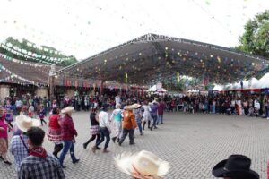 Festival Junino de Piracicaba acontece neste fim de semana e terá transmissão ao vivo do jogo do Brasil