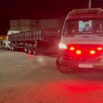 Mulher tem perna prensada em acidente com caminhão em Piracicaba