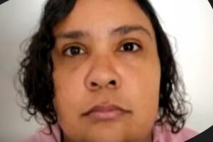 Mulher de 37 anos é presa após fingir ser adolescente de 12 e enganar família