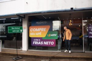 Frias Neto inaugura nova unidade em Santa Terezinha com condições especiais para quem sonha com a casa própria