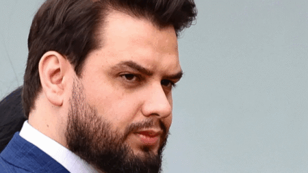 Moraes mantém visita a Filipe Martins limitada a uma hora