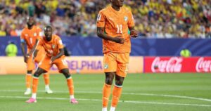 Liverpool prepara oferta de até R$ 600 milhões por Yan Diomandé