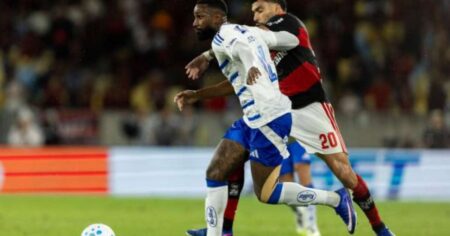 Flamengo apresenta contrato com Zenit na Justiça e cobra R$ 42,7 milhões de Gerson