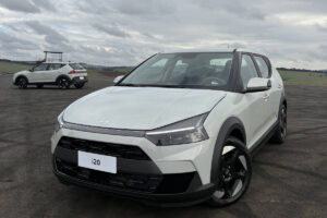Hyundai lança i20 no Brasil por R$ 99.990 para ocupar faixa entre HB20 e Creta