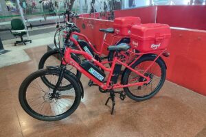BNDES financia e-bikes para entregadores e mira aluguel R$ 25 menor